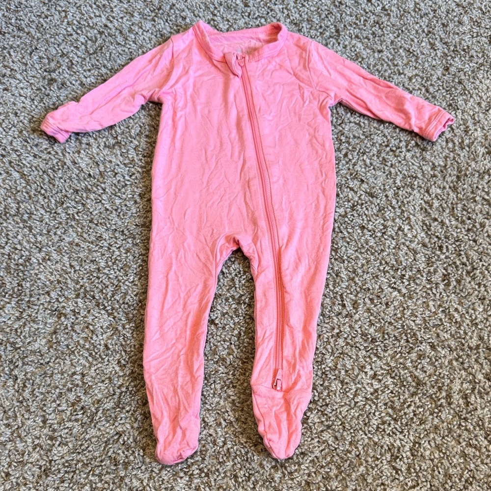 Kyte BABY Size NB Zippered Footie - Pink